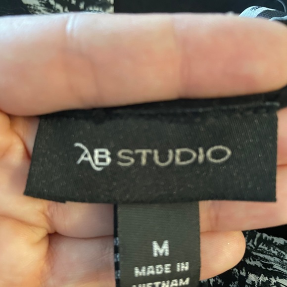 Blouse - Picture 2 of 2